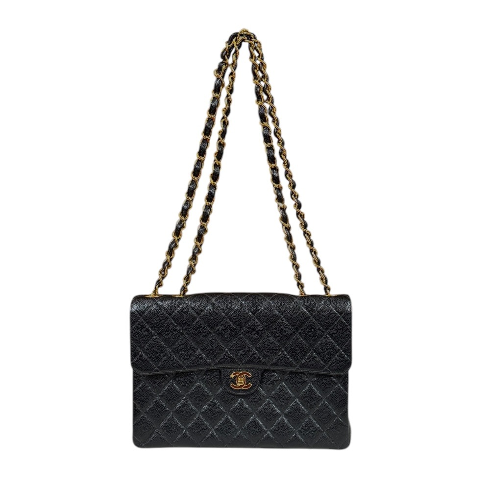 シャネル デカマトラッセ ショルダーバッグ キャビアスキン ブラック CHANEL 中古