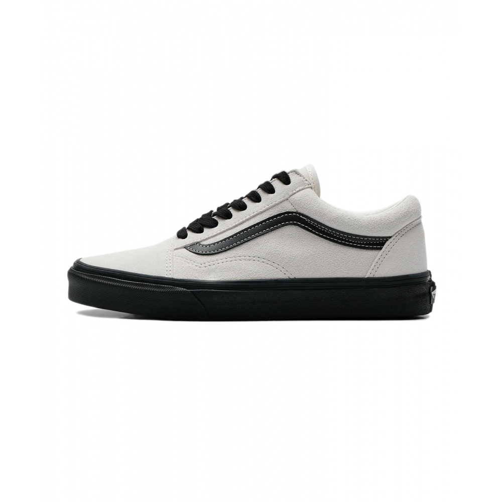 バンスオールドスクール（スエード）マシュマロ：ブラックVN0A7Q2JKIG1 Old Skool SUEDE MARSHMALLOW BLACK