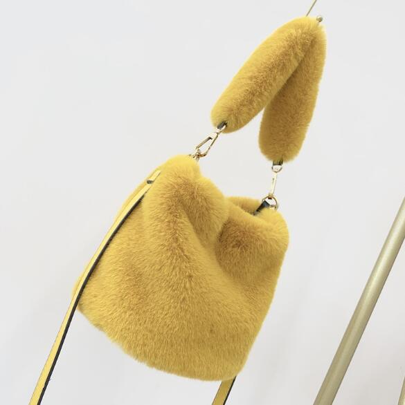 ハンドバッグ ショルダーバッグ ファー レディース 韓国 ファッション 雑貨 かわいい おしゃれ 北欧 送料無料 [K] (T)