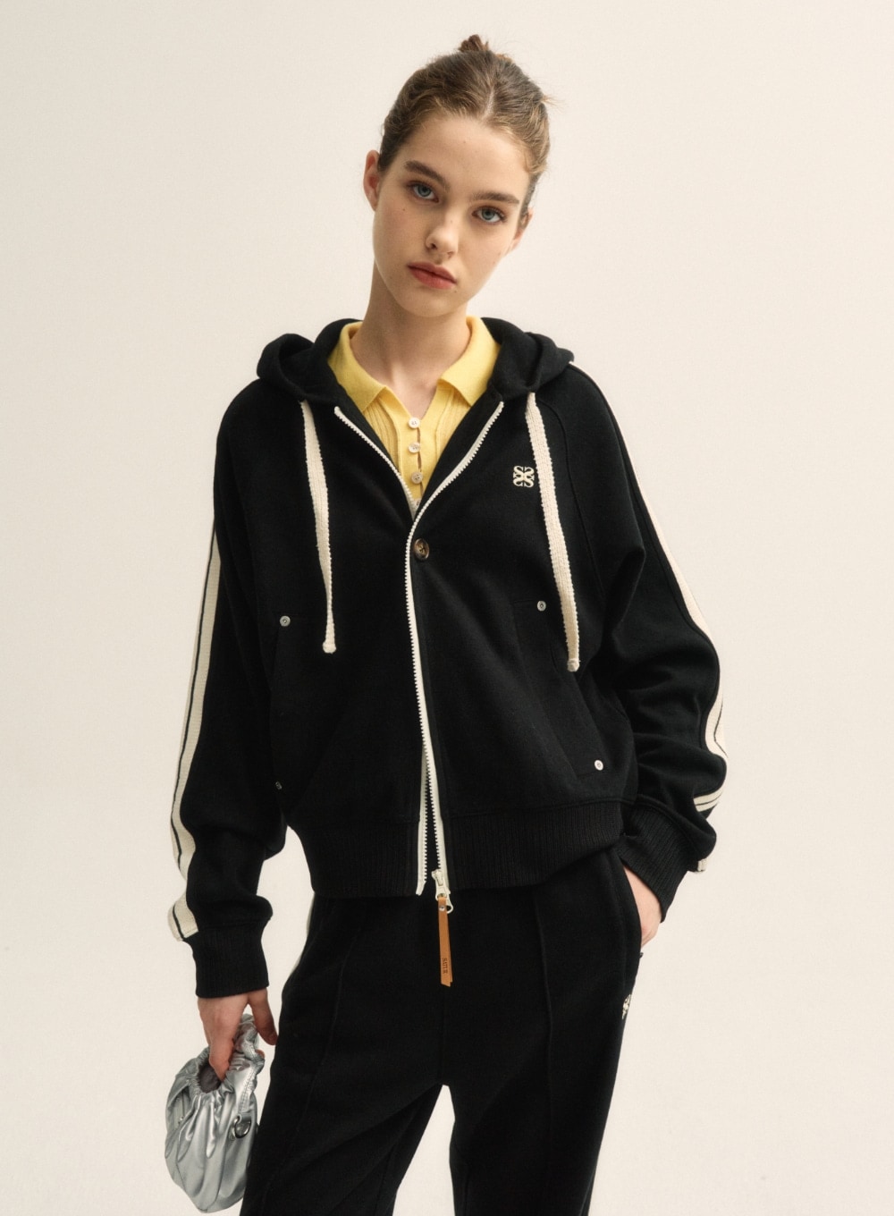 【SATUR】 (W) LAWTON LOOSE FIT HOOD ZIP-UP : CAVIAR BLACK