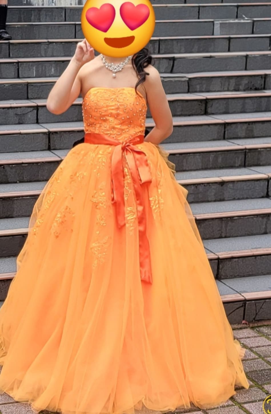 実例写真！オレンジ パーティードレス パール ベアトップ キラキラ光る刺繍 バックリボン 花嫁