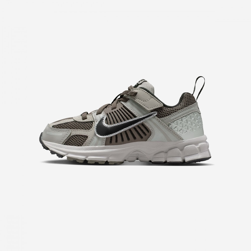 ナイキボメロ 5 (プリスクール) HF6999-010