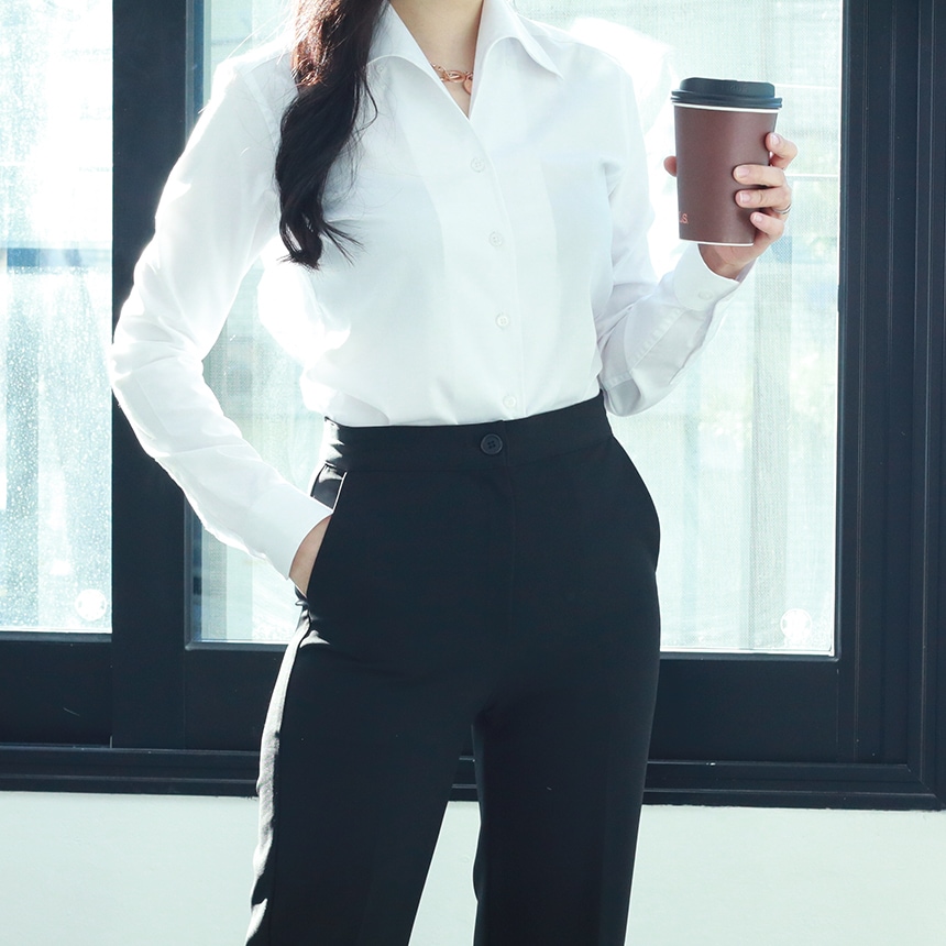 しわになりにくい　動きやすい　1年十着れる　オフィスシャツ　ブラウス　ヴィアローゼ　Yシャツ