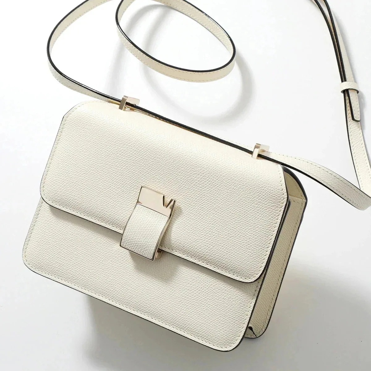 Valextra ヴァレクストラ ショルダーバッグ NOLO SMALL ノーロ WBNL0065028LOC99 V5F65 028000W レディース レザ