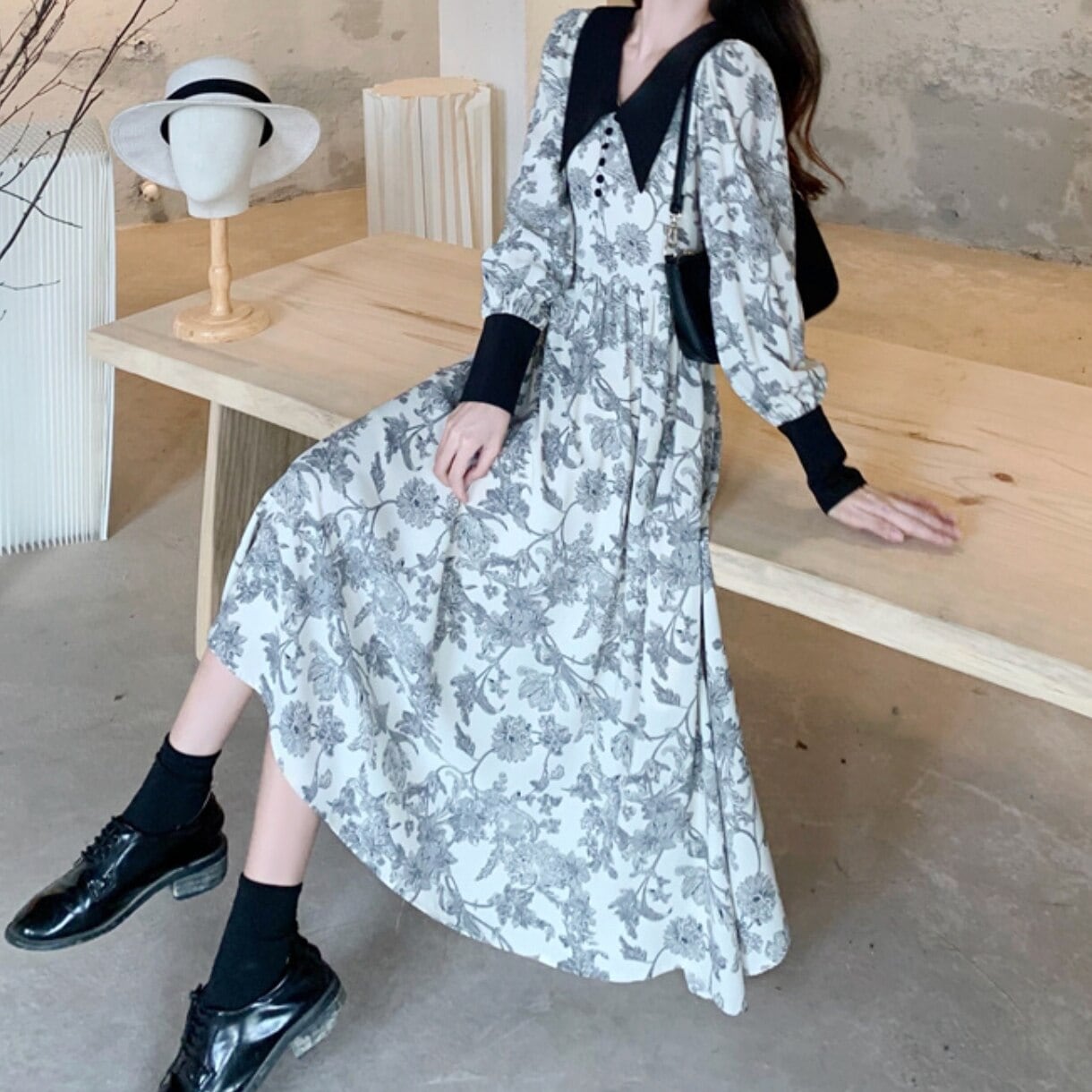 ワンピース 膝丈 シャツワンピース 花柄ワンピース ミモレ丈 袖あり 長袖 Vネック Aライン ハイウエスト キレイ目 おしゃれ カワイイ スタイリッシュ 韓国 レトロ モダン クラシック 上品