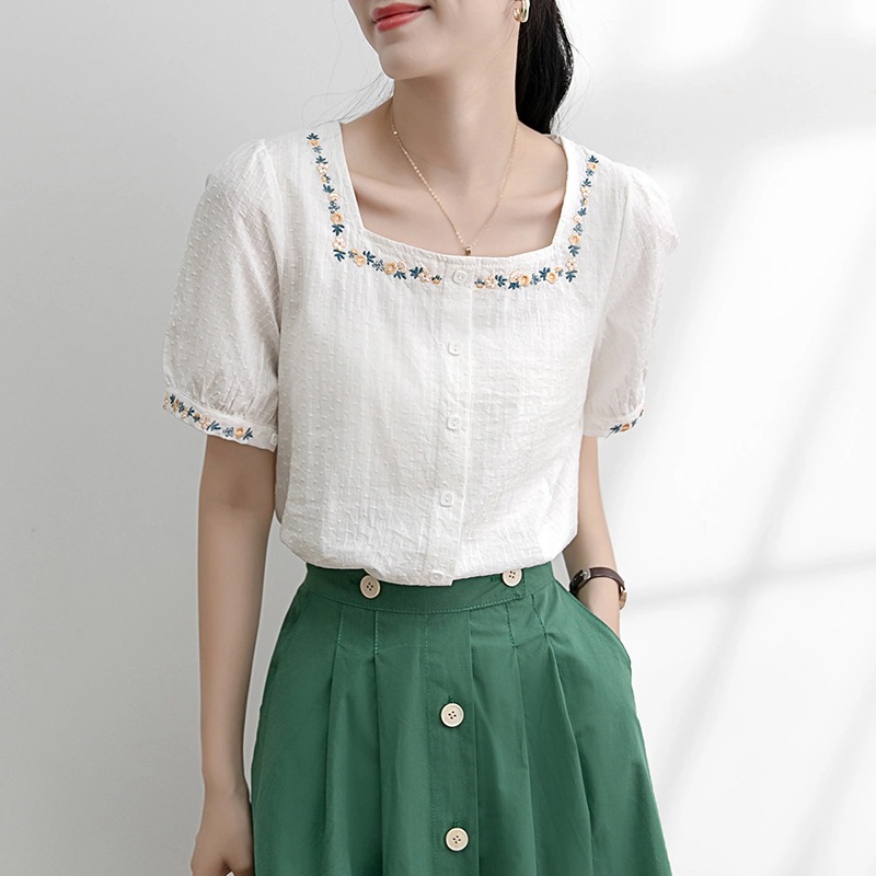 カットソー レディース 半袖 スクエアネック かわいい 大人可愛い きれいめ シンプル カジュアル ガーリー 小花柄 フラワー 学生 デート オルチャン ホワイト アプリコット ブルー トップス