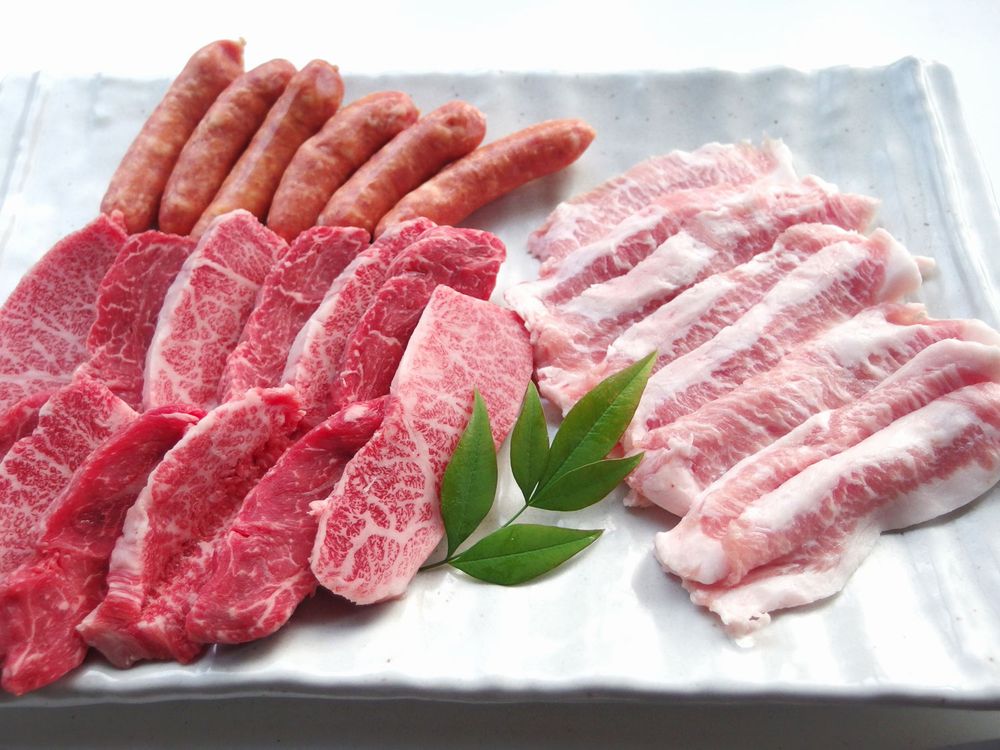 A4 A5 黒毛 和牛 未経産 メス 牛 赤身 とトロ カルビ 豚トロ BBQ セット2Kg 牛肉