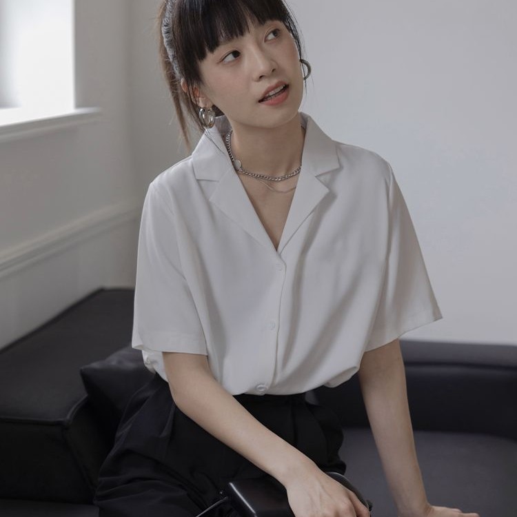 白 シャツ レディース アウター 半袖 シフォン トップス レディース おしゃれ ゆったり リラックス レディース ドレープ シャツ801374