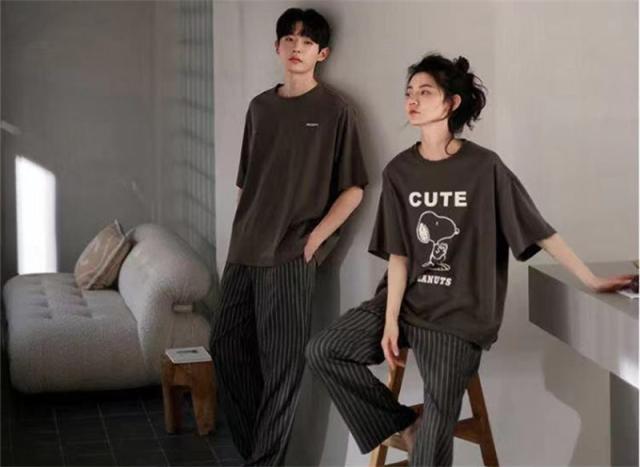 【三太郎の日】春夏 スヌーピー ペアパジャマ レディース パジャマ ルームウェア ペアルック カップル パジャマ メンズ レデイース スヌーピー 寝巻き 男女セット 結婚祝い お揃い 部屋着 5,081円