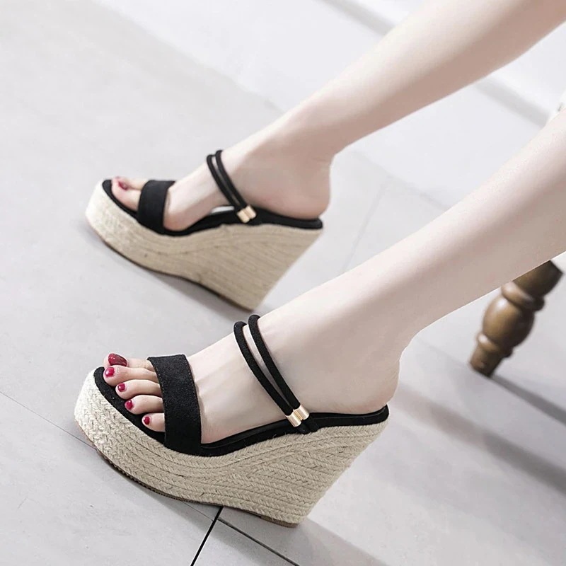 ウェッジソール サンダル 新作 二種類の着こなし 厚底 スリッパ ハイヒール スエード ビーチサンダル 歩きやすい 12cmヒール X149688