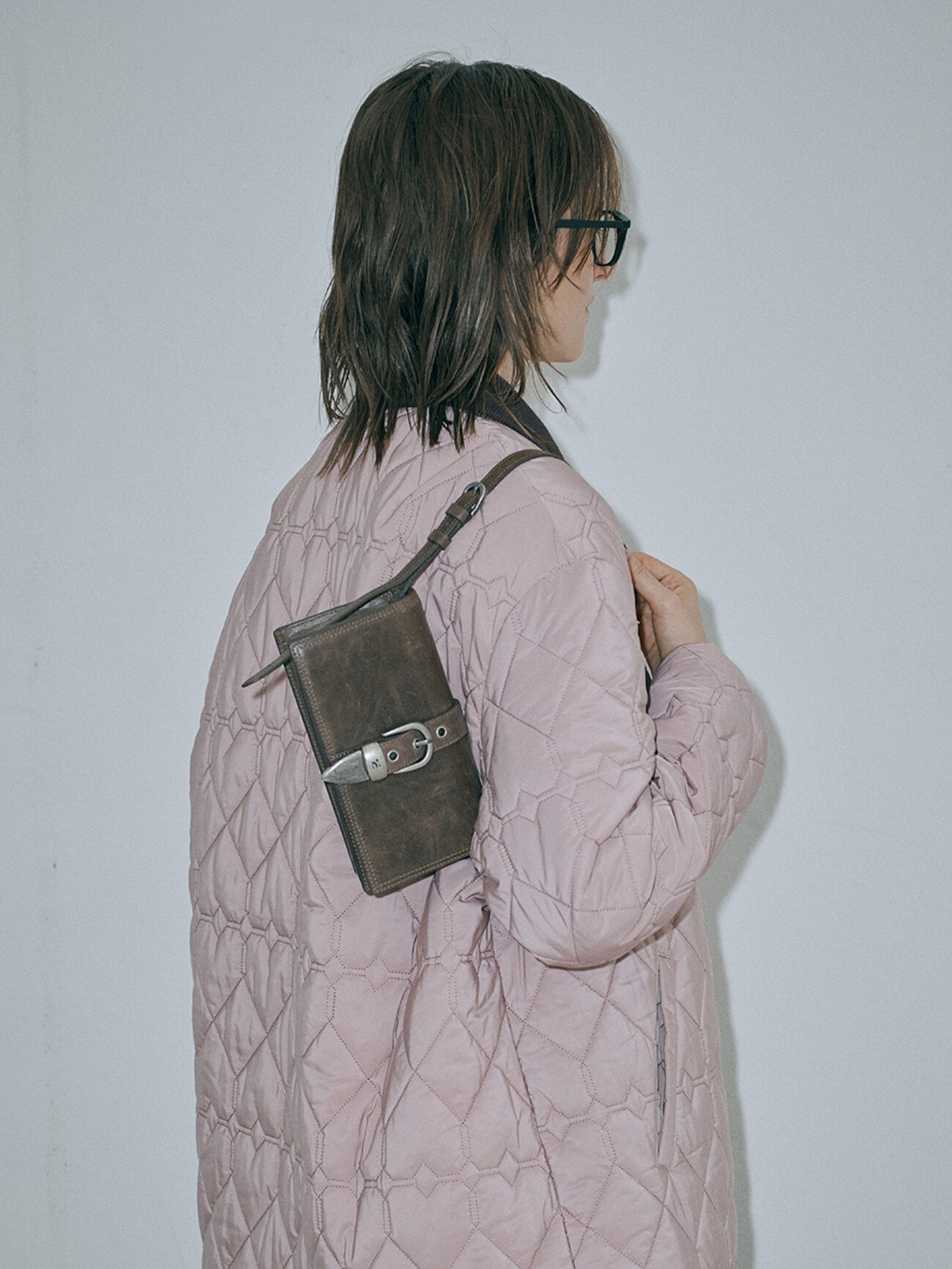 【MARGESHERWOOD】 BELTED FLAP : WASHED BROWN PULL-UP
