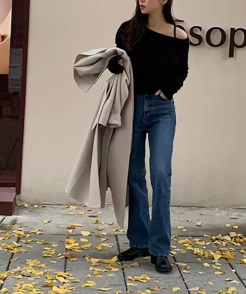 レディース トップス ニット アシンメトリー 長袖 ワンショルダー フェミニン 伸縮性 肌見せ かわいい 大人可愛い シンプル カジュアル こなれ感 ラフ ガーリー とろみ感 抜け感 ラブリー