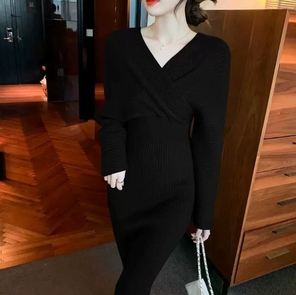 ワンピース ロング丈 袖あり 長袖 Vネック デザイン ニュアンス ウエストマーク リブ リブニット 伸縮性 ニット カラバリ かわいい 大人可愛い きれいめ シンプル カジュアル 大人 上品