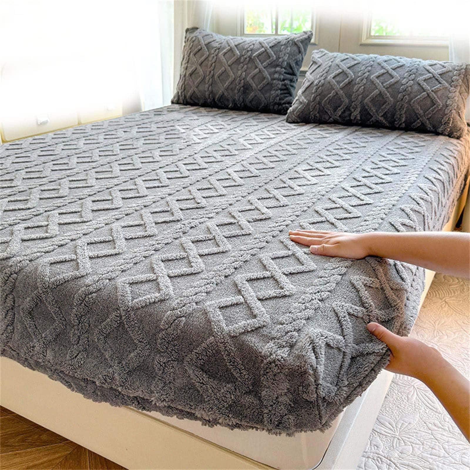 ベルベットフィットシーツオールシーズン伸縮性のあるベッドシーツ豪華な寝具深いポケットのマットレスプロテクターカバーで心地よくエレガントな睡眠体験を