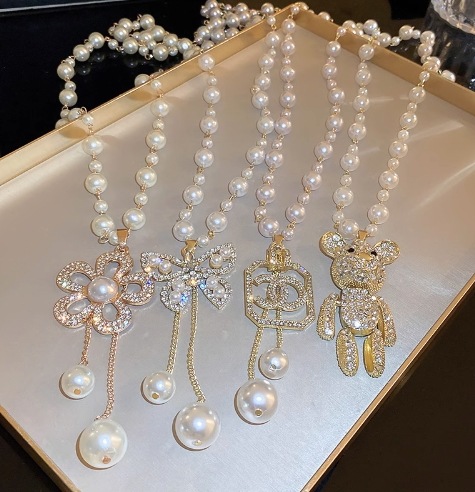 Xiaoxiangfengパールセーターチェーン2022新作トレンディロングネックペンダントサマーライトラグジュアリーネックレス 5,644円