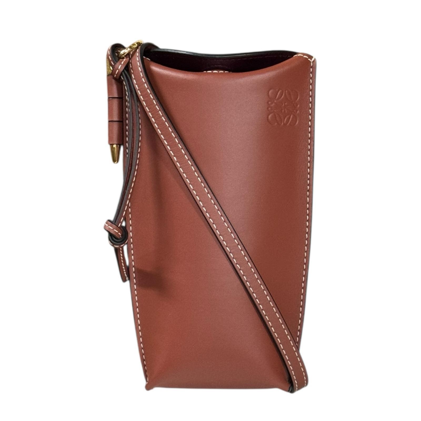 ロエベ ゲートポケット アナグラム ショルダーバッグ レザー ブラウン LOEWE 中古 美品