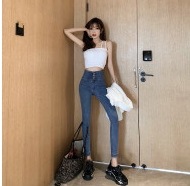 タイトハイウエストデニム パンツ デニムパンツ パンツ ロング丈 スリム タイト 細身 ストレート ブルーデニム 爽やか 大人スタイル かわいい 大人可愛い きれいめ シンプル カジュアル 大人 上品