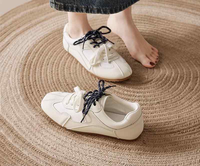 スニーカー おしゃれ きれいめ ローヒール 高級感 スクエアトゥ レディース かっこいい 淡色 薄色 白 ベージュ カーキ グラデーション 薄型 薄い 軽い ナチュラル 運動靴 ダブルリボン 個性的