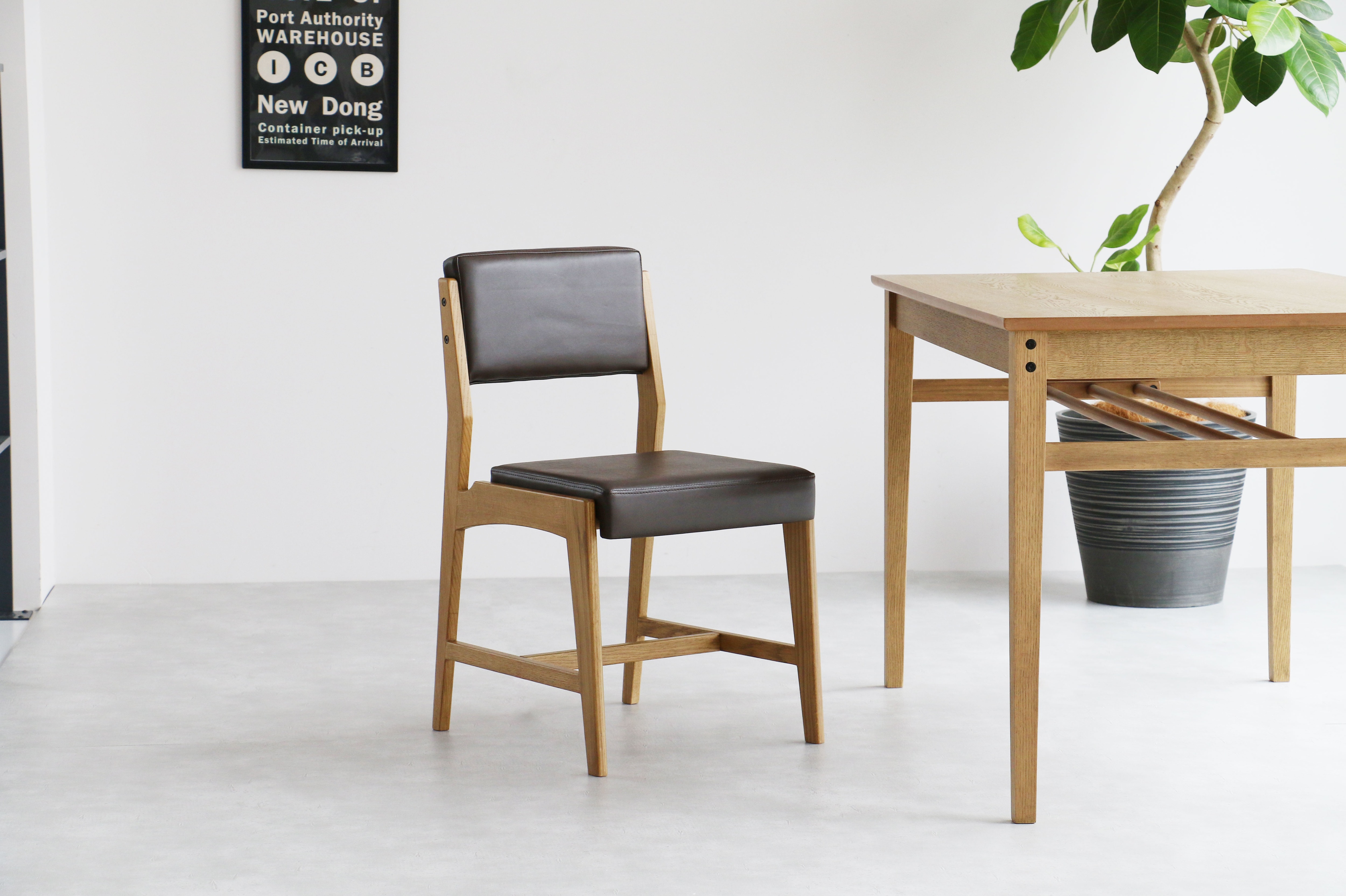 ダイニングチェア 椅子 おしゃれ デスクチェア チェア いす イス ゆったりワイド ヴィンテージ 完成品 座面高さ44cm