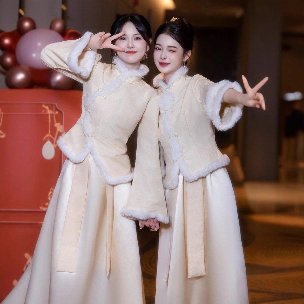 花嫁介添人ドレス新しい秋/冬スタイルフリース裏地暖かい中国風花嫁介添人用のエレガントな長袖ドレス