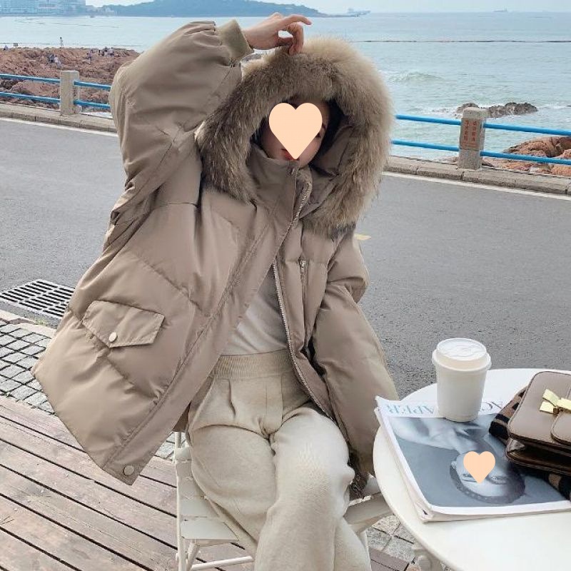 女性用ダウンジャケット2024冬新デザインニッチルーズでスリムな学生肥厚ビッグファーカラージャケットトレンド