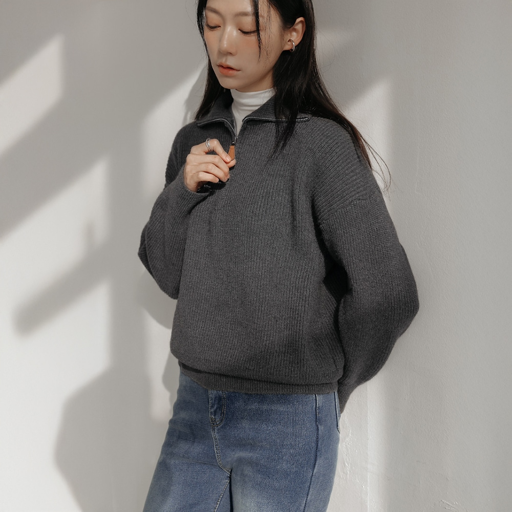 ニューオンハイネック集業ニット