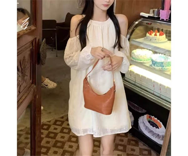 レディース ワンピース プルオーバー ミニ ショート 長袖 ラウンドネック ホルターネック オフショルダー 肌見せ 肩出し Aライン フェミニン レース リボン かわいい 大人可愛い きれいめ