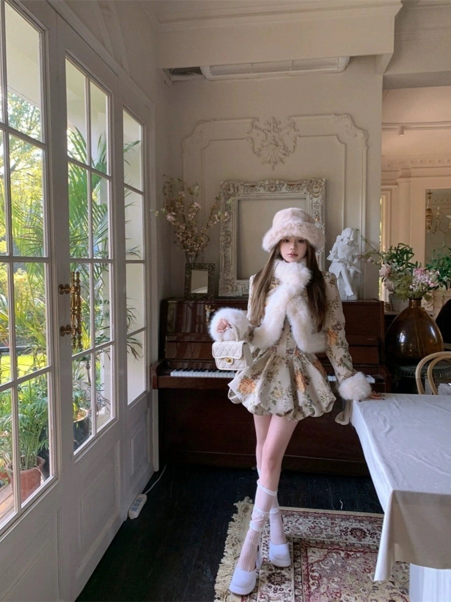 【2枚購入で200円 OFF！急速出荷】レディース秋冬プリントプラッシュジャケットとフラワーワンピース2点セット