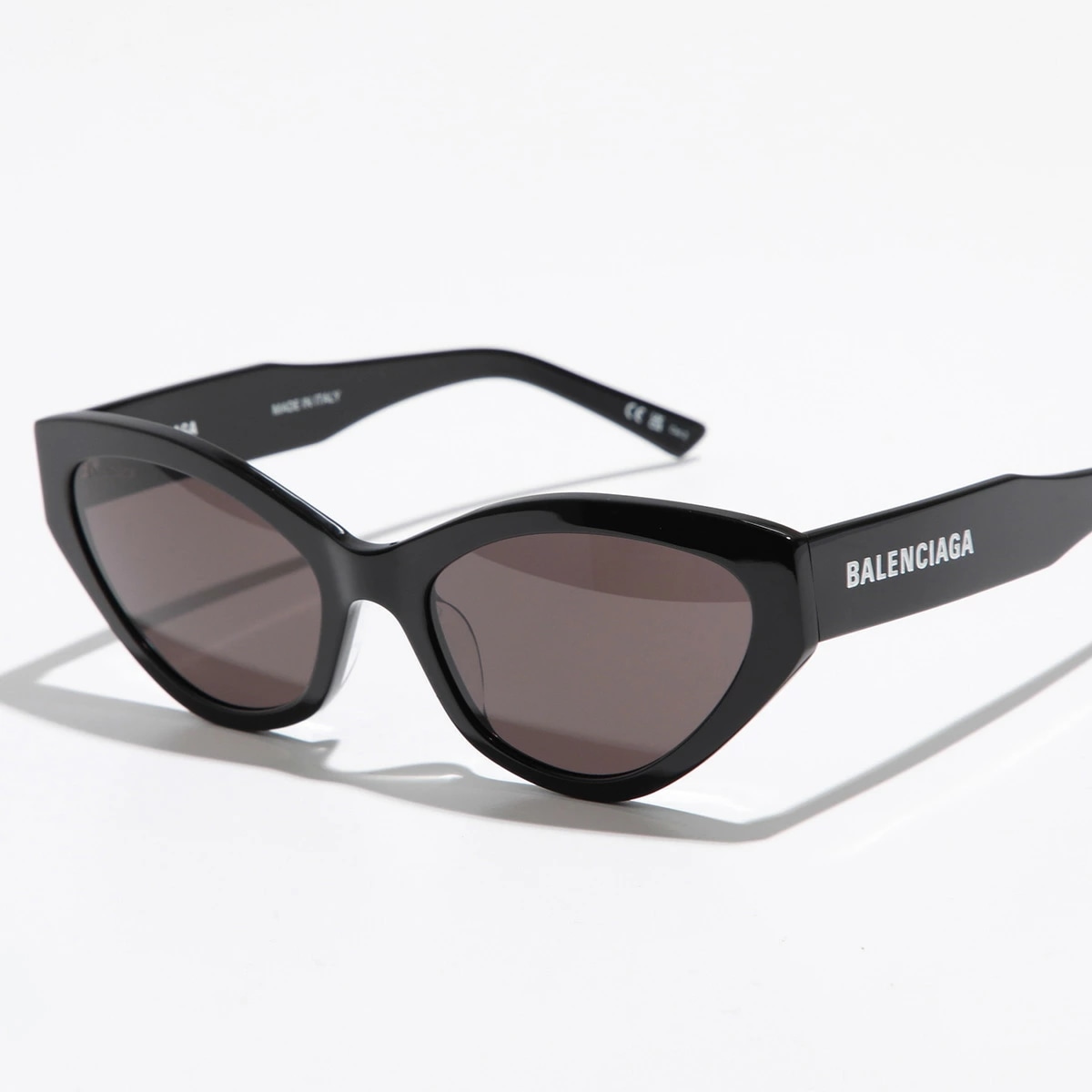 BALENCIAGA バレンシアガ サングラス BB0306S レディース キャットアイ型 フォックス型 フルリム ロゴ アジアンフィット メガネ 眼鏡 アイウェア 001