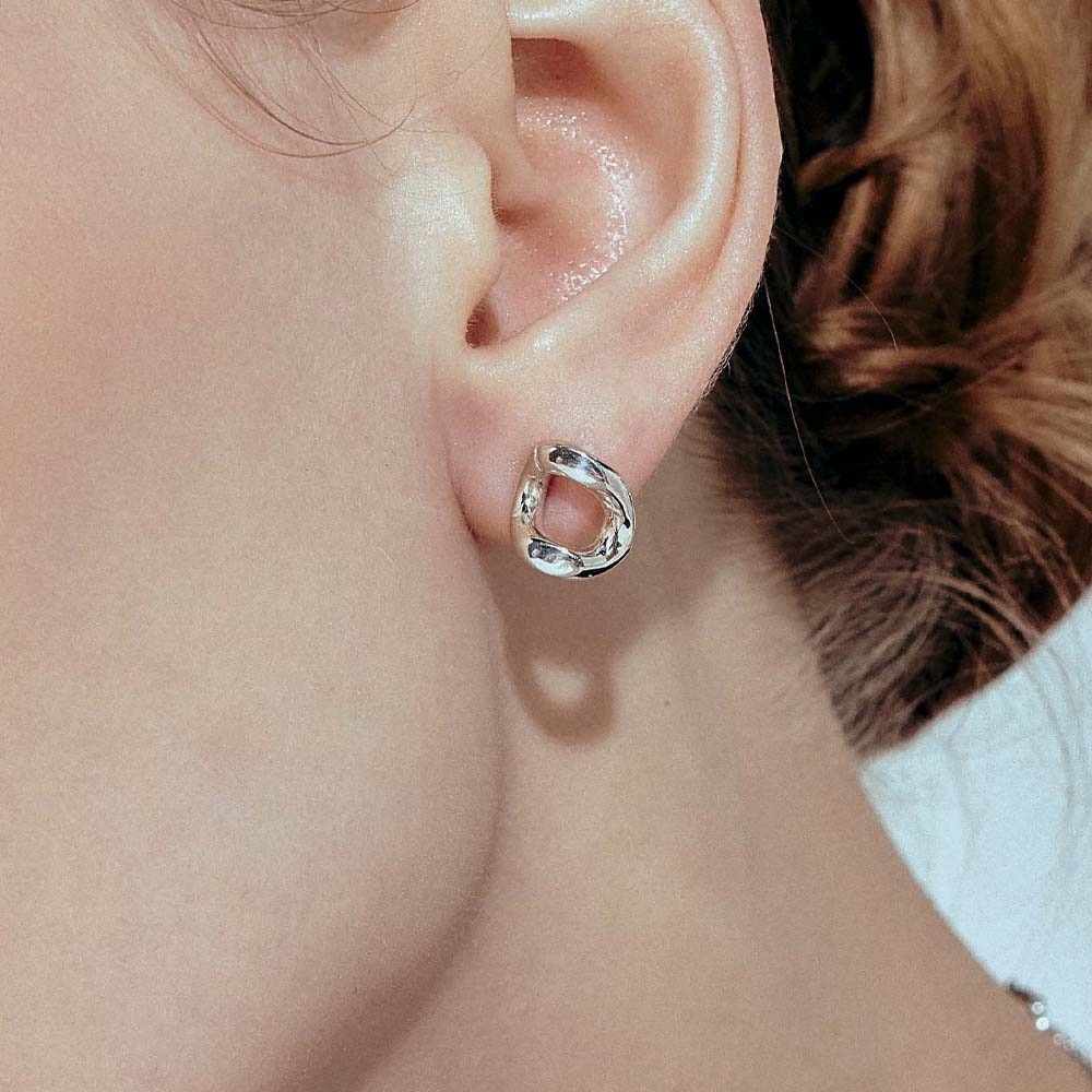 BE0048 silver925 EARRING