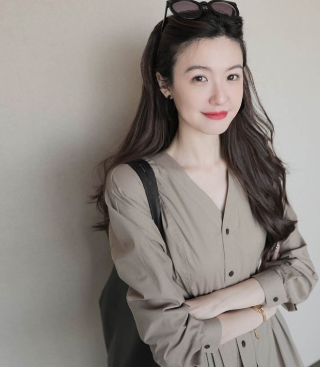 ワンピース デート モテアイテム フレアワンピース ロング丈 長袖 Vネック フレア ウエストマーク 可愛い きれいめ 上品 おしゃれ かっこいい 可愛い ラブリー キュート ガーリー クール