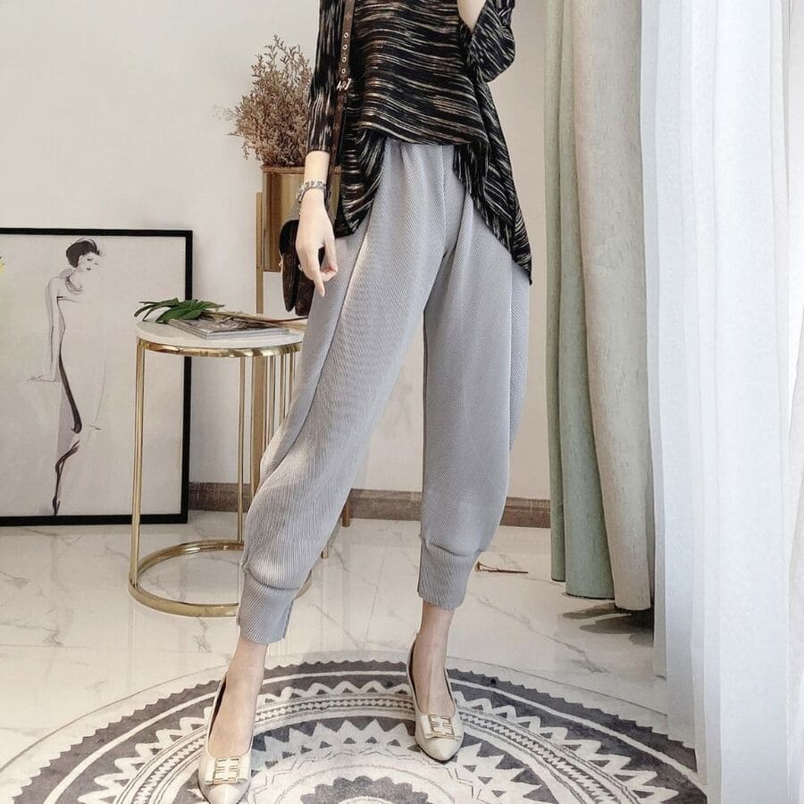 期間限定オファー テーパード サルエルパンツ プリーツパンツ ボトムス レディース 11433 価格が下がった