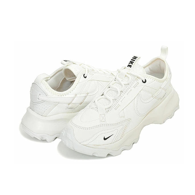 NIKE WMNS TC 7900 ナイキ ウィメンズ TC 7900 セイル/ブラック DD9682-100