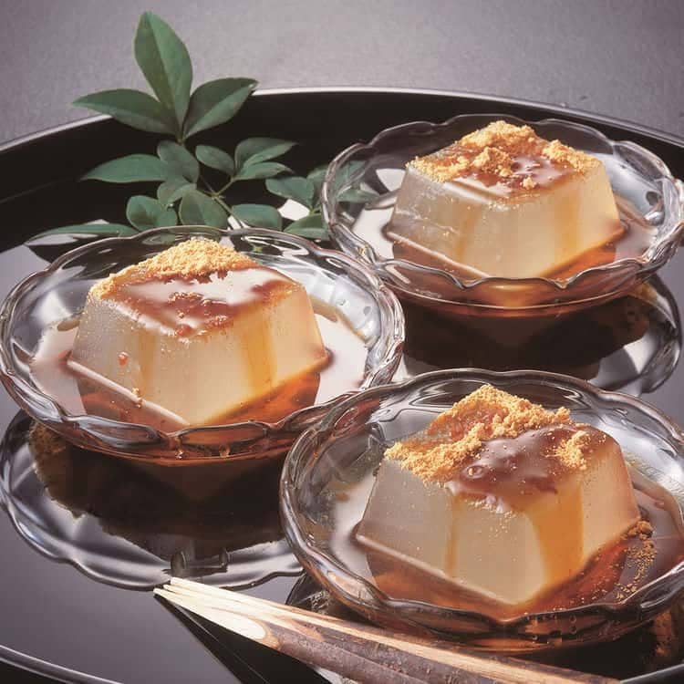 奈良 吉野の葛餅 C 葛餅 ギフトセット 57g12個 離島は配送不可 4720003 お歳暮 お中元 お土産 ご進物 ギフト 贈り物に最適