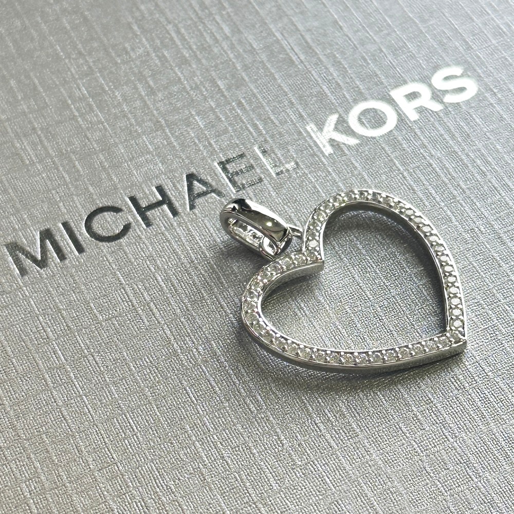マイケルコース ペンダントトップ 大きめ ハートチャーム ネックレスチャーム シルバー925 ペンダントヘッド トップのみ シルバーアクセサリー 誕生日プレゼント 女性 妻 母 女友達 ギフト 贈り物