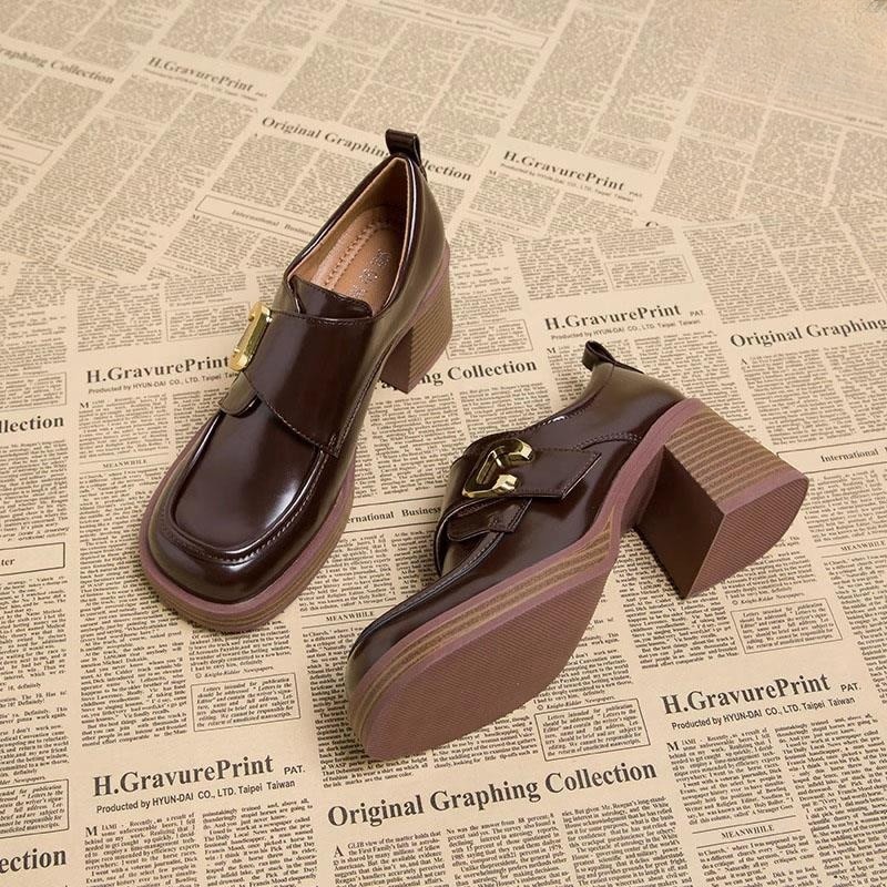 パンプス 春秋 厚底シューズ 靴 ローファー ハイヒール 太ヒール 厚底 英伦風 素敵なパッケージ 高級感　 キャンパス風 ソックスブーツ 百掛け フラットシューズ 靴