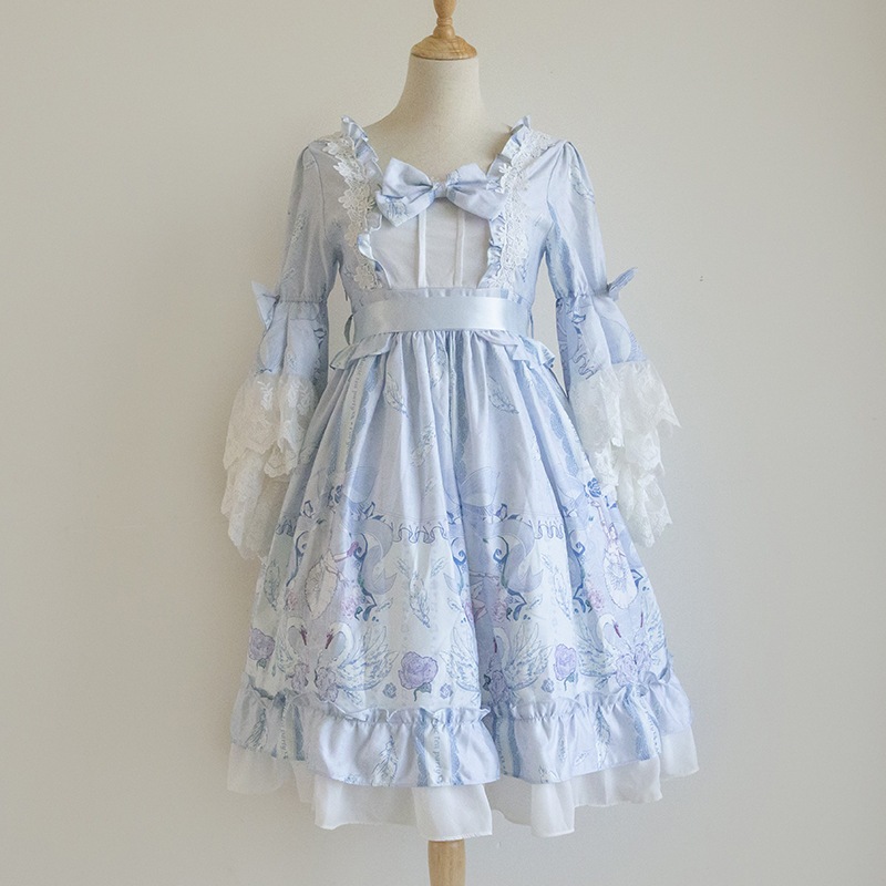 キュートで甘めのおしゃれな長袖のワンピース ロリータワンピース