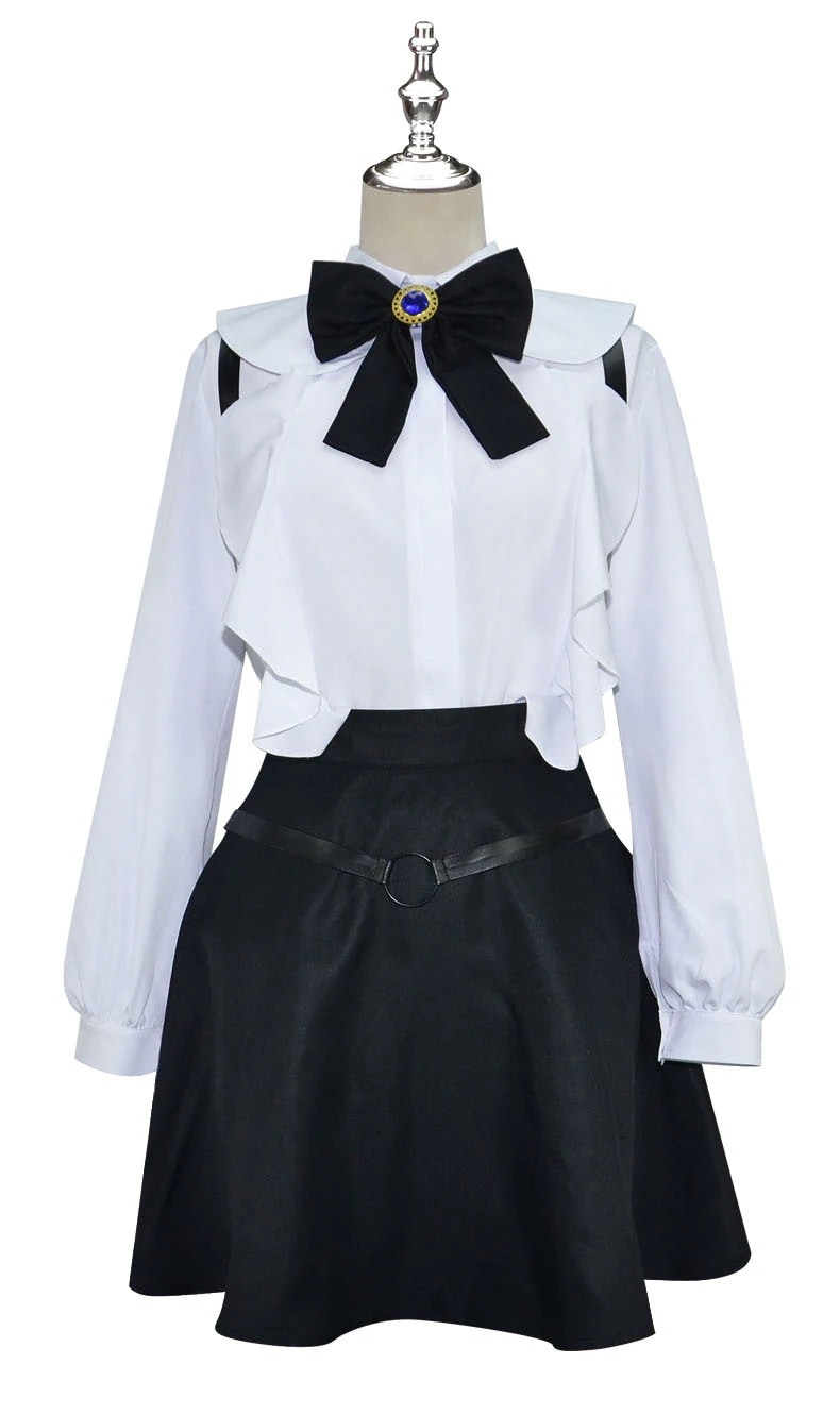 コスプレ変装仮装衣装ギルドの受付嬢ですが残業は嫌なのでボスをソロ討伐しようと思いますアリナ・クローバー