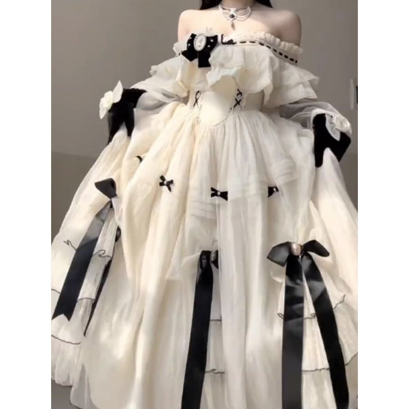 エレガントで甘い女性のナチュラルカラーの重工業ロリータドレス女性の見事なロリータ逃亡王女ドレス 8,472円