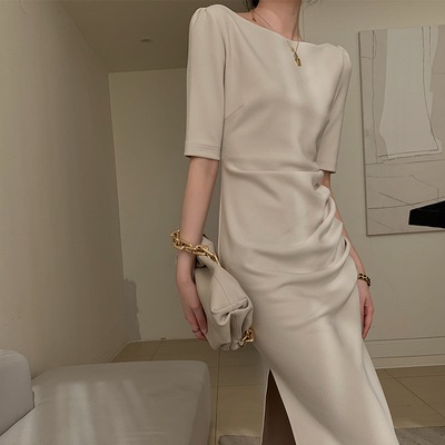 ワンピース ミモレ丈ワンピース 5分袖 ミモレ丈 ウエストマーク サイドスリット タイト かわいい 大人可愛い きれいめ シンプル 上品 おしゃれ かっこいい レトロ こなれ感 個性的 主役級 存在感