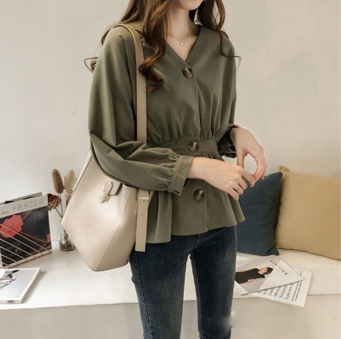 カジュアルトップス ボリューム袖トップス Ｖネックトップス 長袖カジュアルシャツ トップス シャツ ブラウス プルオーバー ショート丈 袖あり 長袖 ボリューム袖 Vネック スリム Aライン スマート