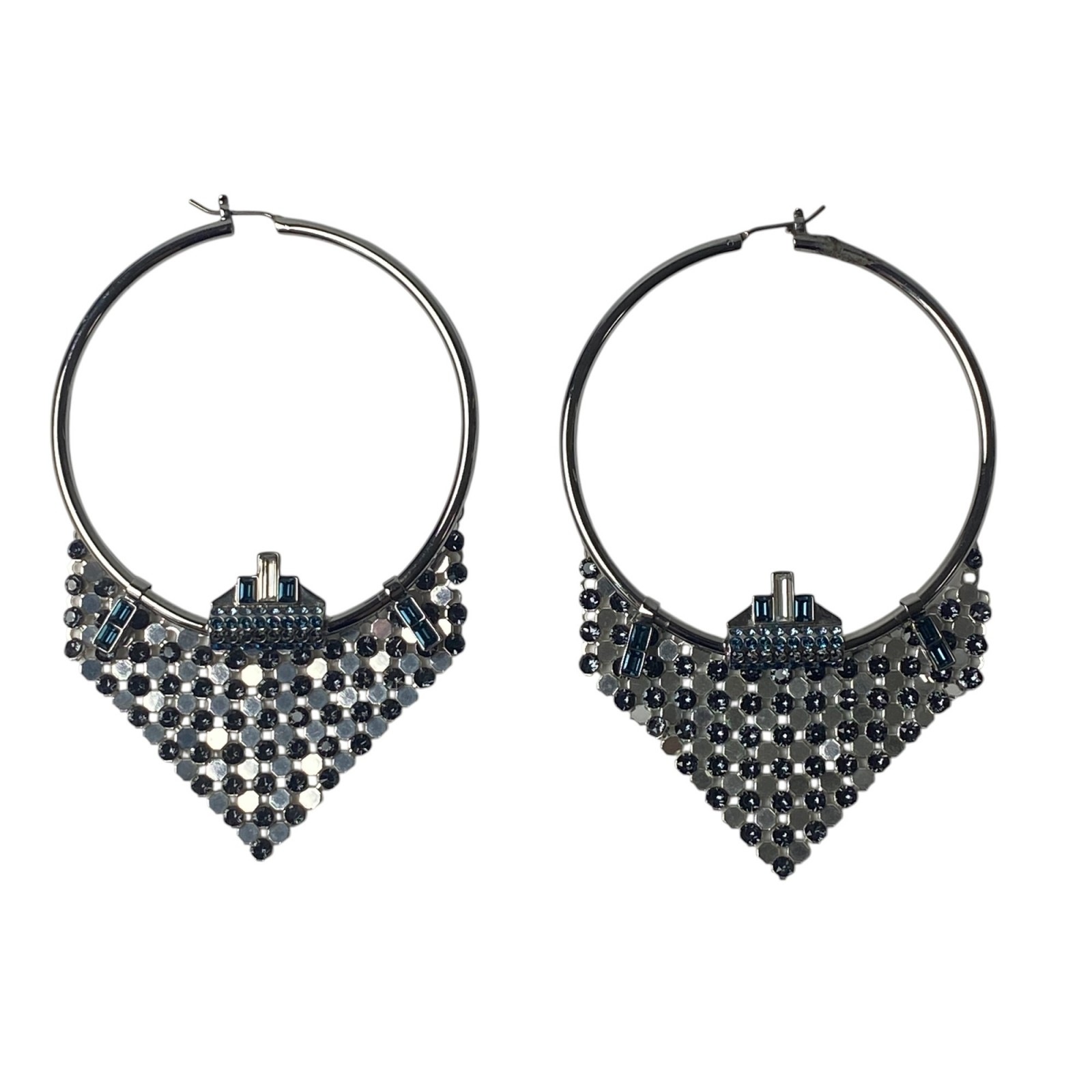 美品 スワロフスキー SWAROVSKI レディース フープピアス メタル シルバー 15,800円