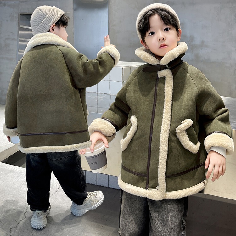 男の子毛皮一体型ベルベットコート2024年秋冬新作中大型子供用イミテーションファーラビットファー厚手コート 5,295円
