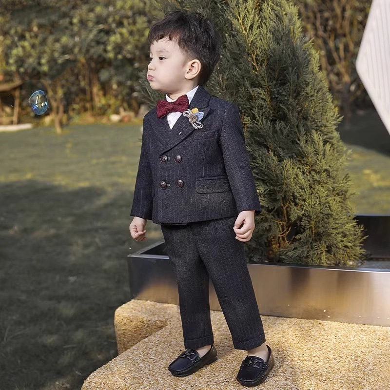 卒業入学 発表会 七五三子供服 結婚式 タキシード スーツ 結婚 学園祭 子供服 フォーマル 男の子用フラワーガールドレススーツ小さなスーツホストの1歳の誕生日男性ピアノ演奏スーツ