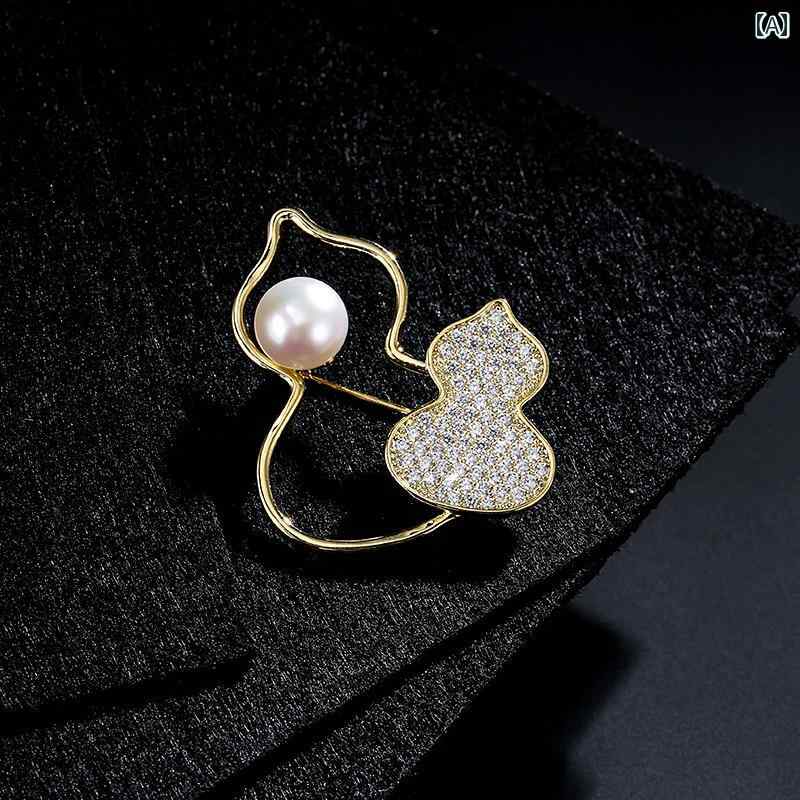 ブローチ おしゃれ ハイエンド 淡水 パール 個性 ひょうたん 女性 韓国 ファッション コート カーディガン アクセサリー 5,121円