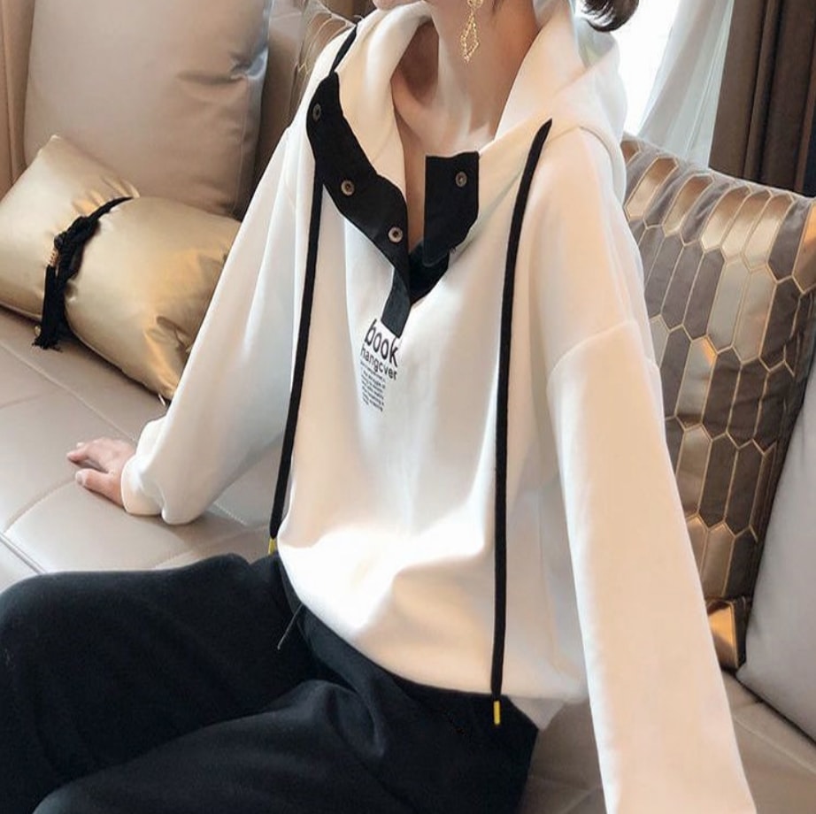 トップス デート プルオーバー フーディー 袖あり 長袖 かわいい 大人可愛い きれいめ シンプル カジュアル 大人 上品 おしゃれ お洒落 主役級 存在感 春 秋 10代 20代 30代 レディース