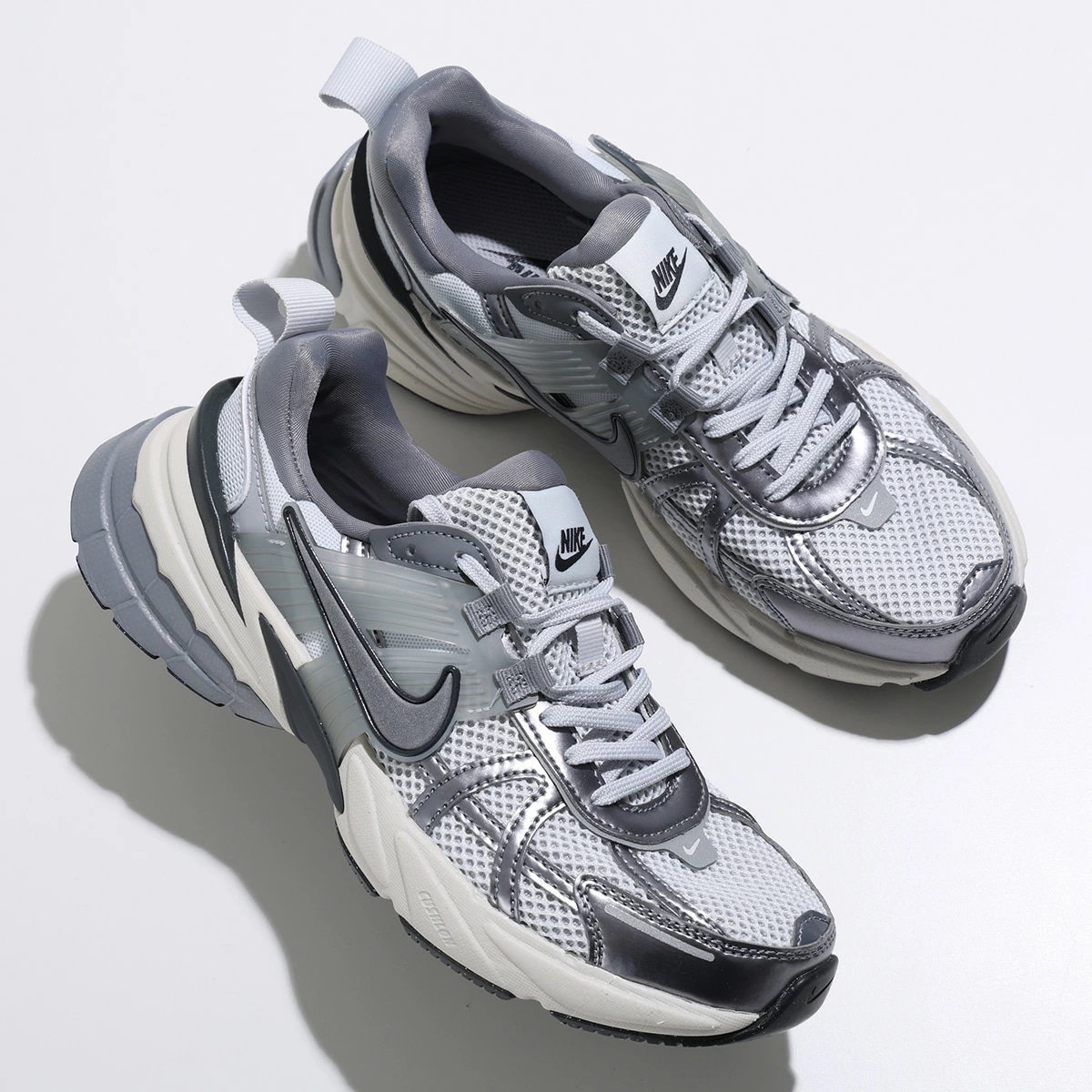 NIKE ナイキ スニーカー NIKE V2K RUN ナイキ V2K ラン FD0736 レディース ローカット メッシュ メタリック 厚底 シューズ 靴 003/PURE-PLATINUM