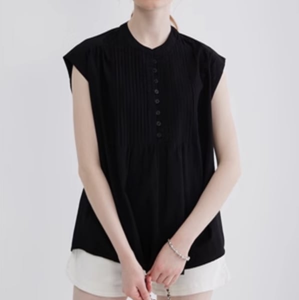 トップス シャツ ブラウス ノースリーブ かわいい 大人可愛い きれいめ シンプル カジュアル 大人 上品 おしゃれ お洒落 大人女子 こなれ感 個性的 主役級 存在感 美容師