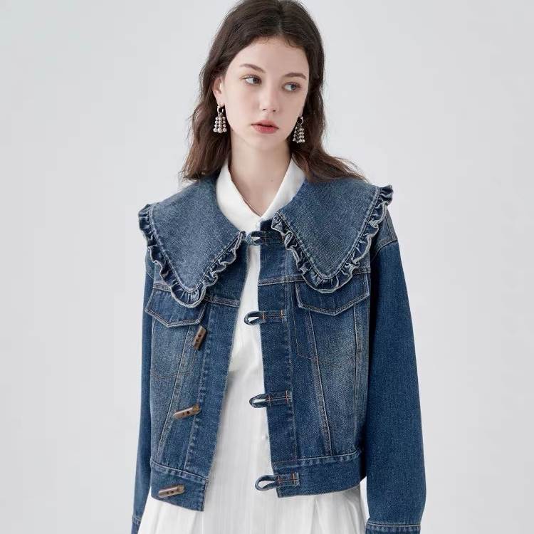 【短納期】アウター レディース ジャケット ジャンパー Gジャン ブルゾン 袖あり 長袖 ビッグカラー フリル 襟付き ボタン 水牛ボタン バッファロー ブルーデニム ポケット かわいい きれいめ シ