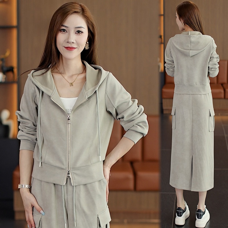 欧品感運動レジャー三点セットスカート一点セット早秋ゆるいワンピース